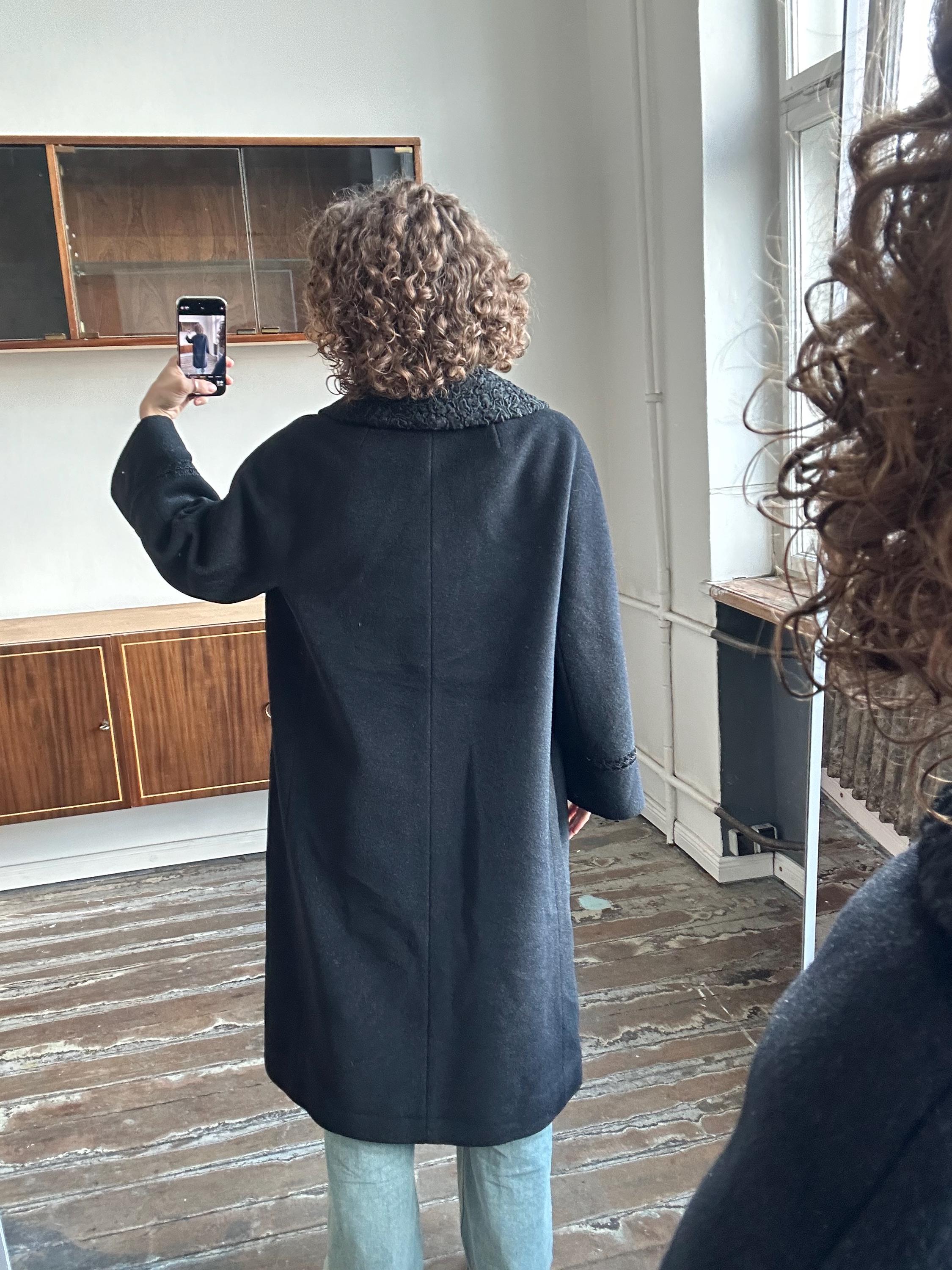 90年代のヴィンテージ モヘア/ウール ブレンド コート (ブラック