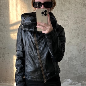 Vintage 90s motorcycle large collar leather jacket in black