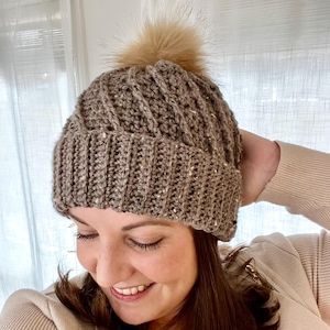 CROCHET PATTERN Easy Cable Swirl Beanie || Beginner Cables Crochet Unisex hat in 7 sizes, Newborn to Adult Large - Photo tutorial Incl.