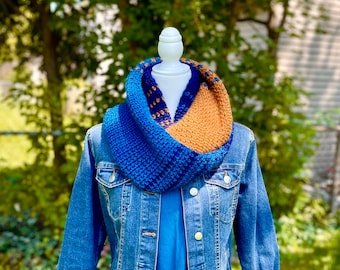 Beginner Crochet Infinity Scarf Pattern // Wanderer Crochet Infinity Scarf - Instant PDF pattern download - Photo tutorial Included.