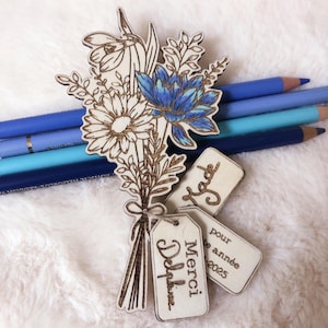 Wooden magnet with your child&#39;s handwriting for a gift for a teacher, nanny, assistant teacher, or end of school year