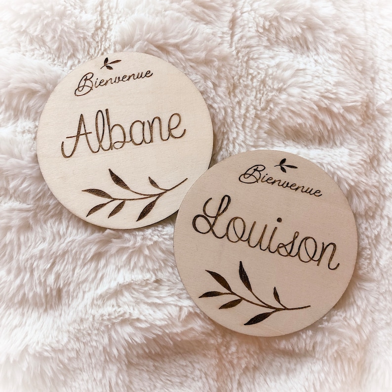 Carte en bois annonce naissance accouchement prénom personnalisée maternité surprise ⋆ Bienvenue Bébé ! image 1