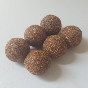 Cedar & Juniper resin pills ( 10 pcs approx. Approx 20g )