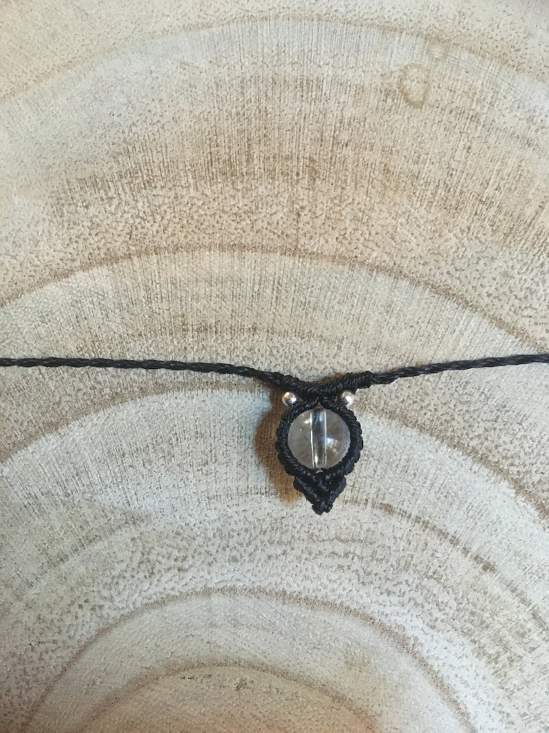 Fine male or female necklace macram\u00e9 with fine stone