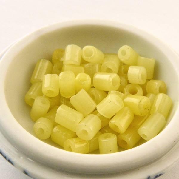 GREASY MAIZE YELLOW Antique Vintage Italian Venetian 4 x 5 mm Translucent Waxy Glass Tube Tile Bugle Beads 10 grams