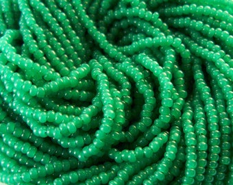 GREASY JADE GREEN full hank size 11/0 Czech colorfast waxy opal translucent glass seed beads rocailles