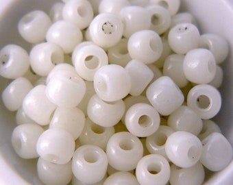 GREASY OFF-WHITE Vintage Antique Italian Venetian Translucent Waxy Milky Glass Pony / Seed Beads size 5/0 - 10 grams
