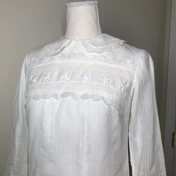1960s White Cotton Embroidered Mini Dress Peter P… - image 6