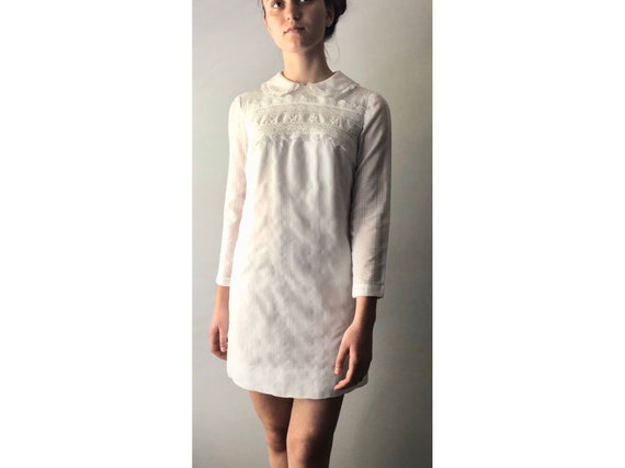1960s White Cotton Embroidered Mini Dress Peter P… - image 1