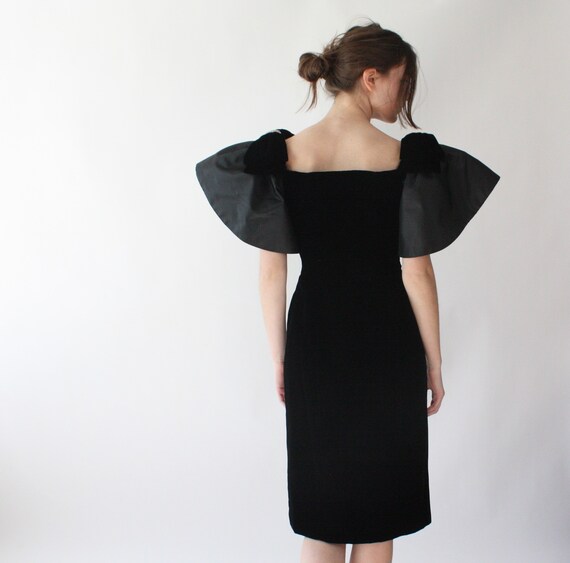 1980s Velvet Formal Gown | Puff Sleeve Gown | Vin… - image 2