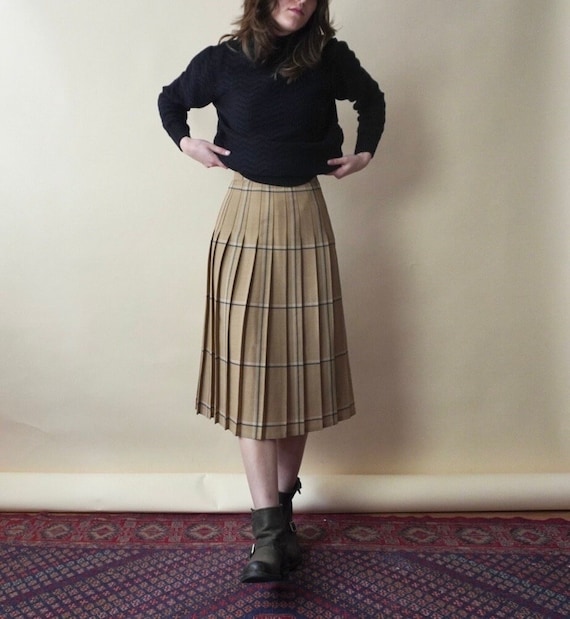 1970s pleated plaid midi skirt | vintage midi skir