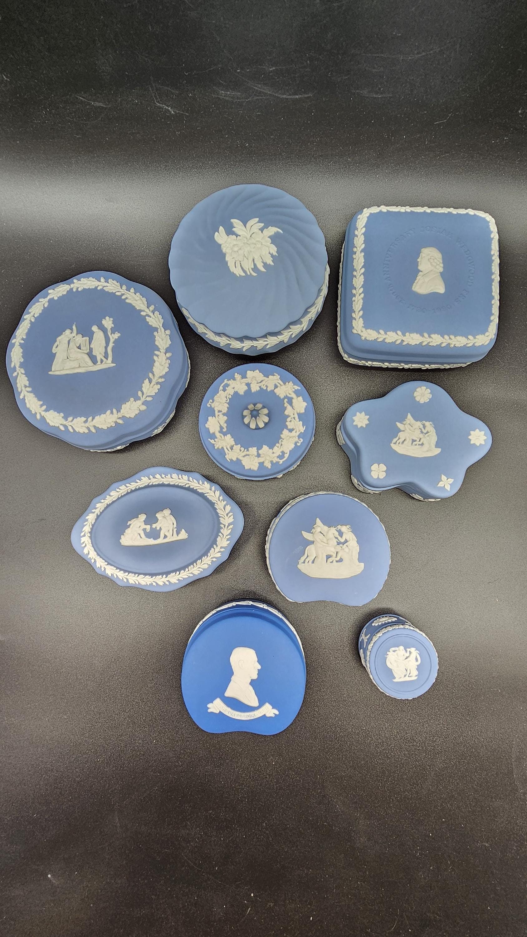 Vintage Wedgwood Blue Jasperware Neoclassical Trinket Boxes Pill Boxes Cupid