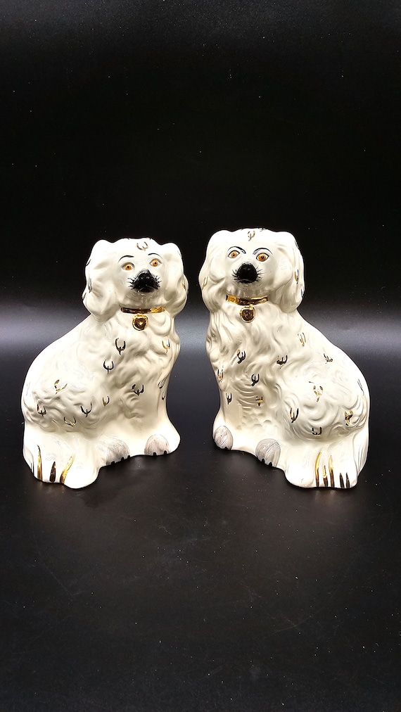 Vintage Pair of Mantlepiece Spaniels Staffordshire Ceramic Wally