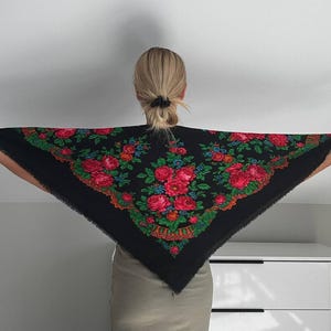 Vintage 1970s Floral Wool Scarf: Retro Babushka Shawl