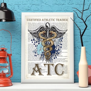 ATC mit Blumen Geschenk Athletic Trainer Abschluss Geschenk Zertifizierte Athletic Trainer Print, ATC Geschenk Athletic Training Geschenk, Sportmedizin