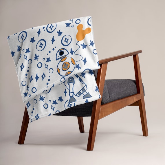 Star Wars Sketch Throw Blanket With BB8 and R2D2 Disney Star Wars Throw Blanket Etsy Canada