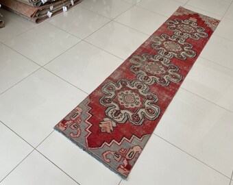 runner rug,2'0x8'6 feet,anatolian rug,turkish rug,long runner,turkish runner,muted rug,distressed rug,oushak rug,oushak runner,wool rug