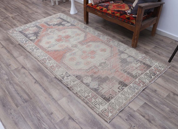 Handmade Turkish Oushak Rug: Muted Anatolian Entry Rug (3'8x7'6)