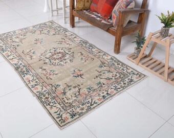 turkish rug,oushak rug,antique rug,anatolian rug,vintage red rug,distressed rug,3/'5x7/'3ft,handknotted rug,unique rug,aztec rug,muted rug