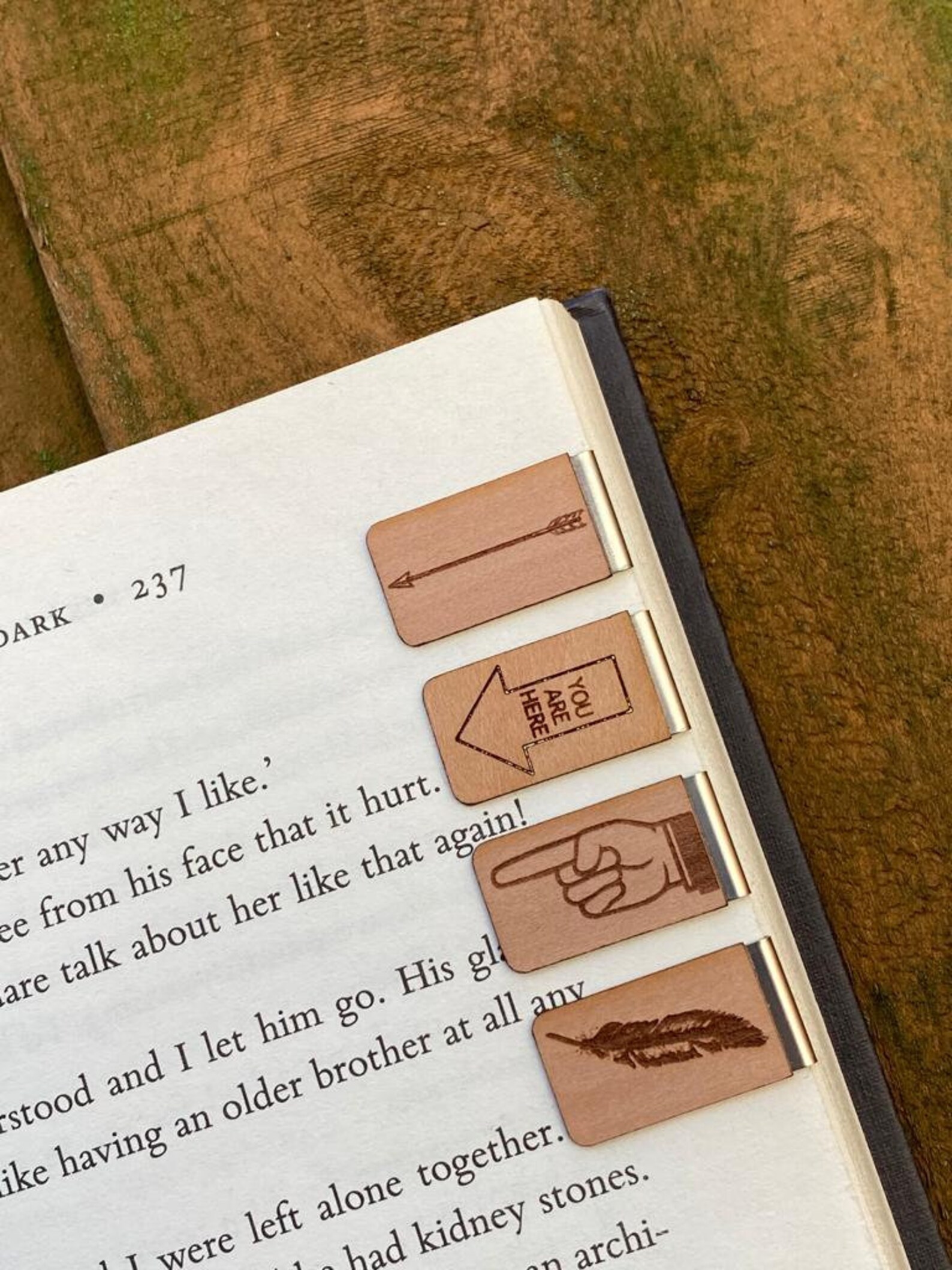 Slide on Pointer Bookmarks Line Indicator Bookmarks | Etsy Norway
