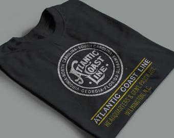 Atlantic Coast Line Railroad T-Shirt | ACL Retro Logo Train Lover Gift & Vintage Railroad Memorabilia | Black | Standard Fit