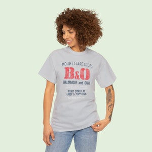 Baltimore and Ohio Railroad BO train tee shirt for train lovers & train enthusiasts Light Beige-Gray image 2