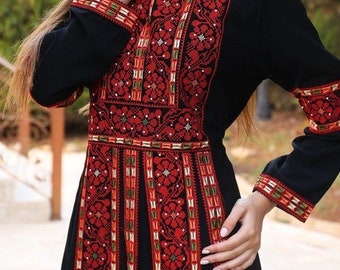 Thobe Besticktes palästinensisches Maxikleid mit langen Ärmeln, Kaftan, palästinensisches Design und Stickereiherzärmeln