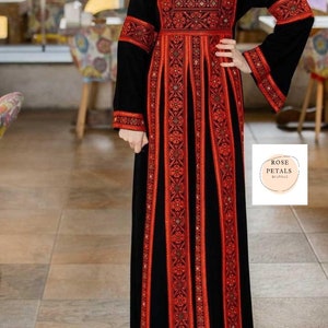 Embroidered Thobe Abaya Traditional Palestinian Thobe caftan Dress all Sizes