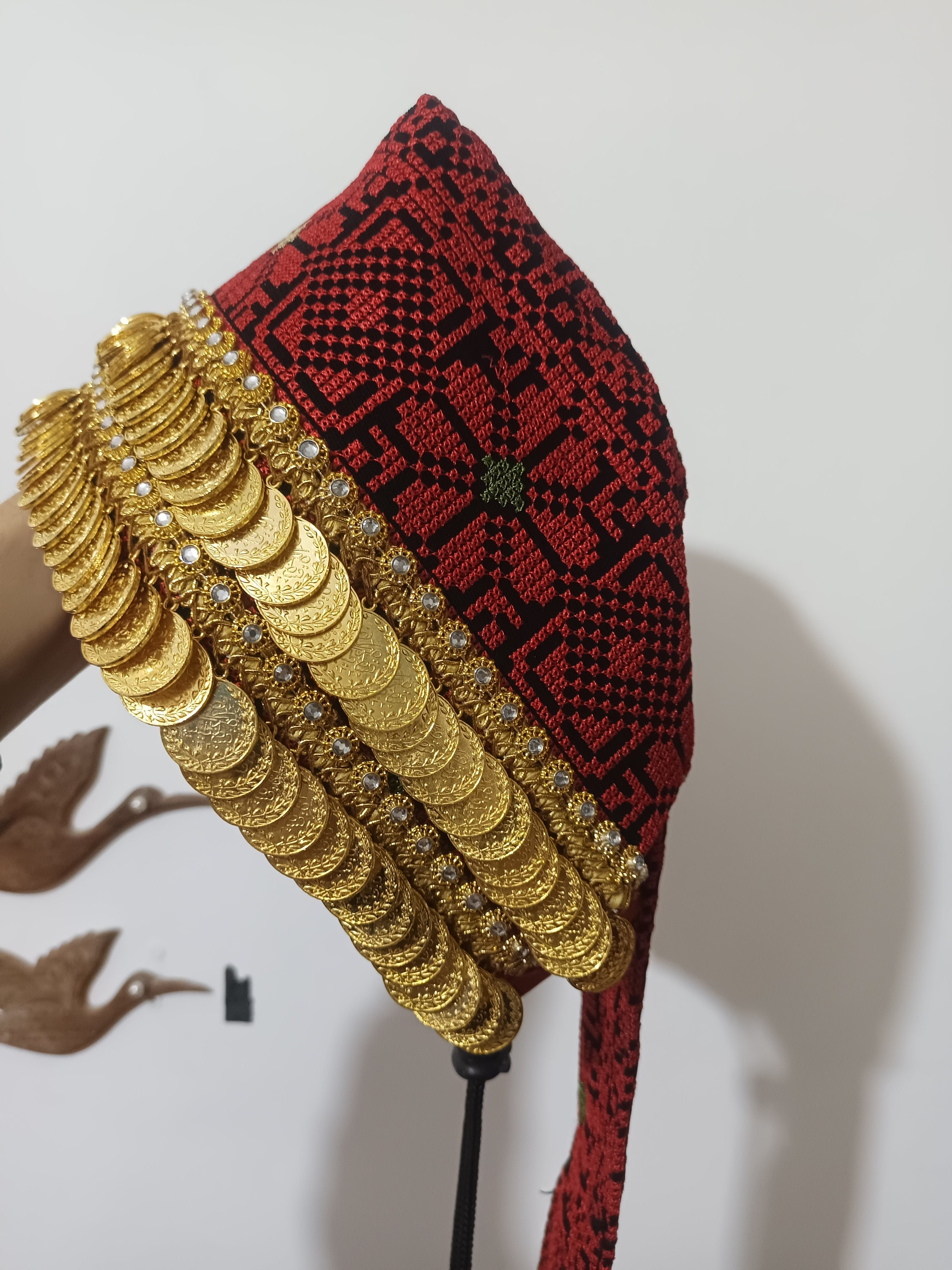 Besticktes Haarband mit Münzen Palästina Jordanien