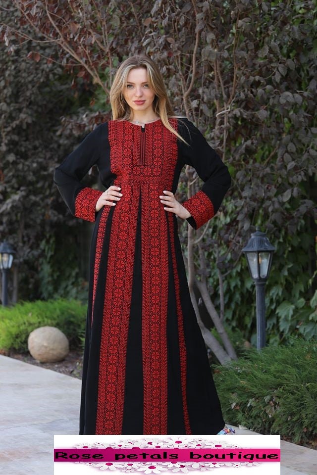 palestinian dress