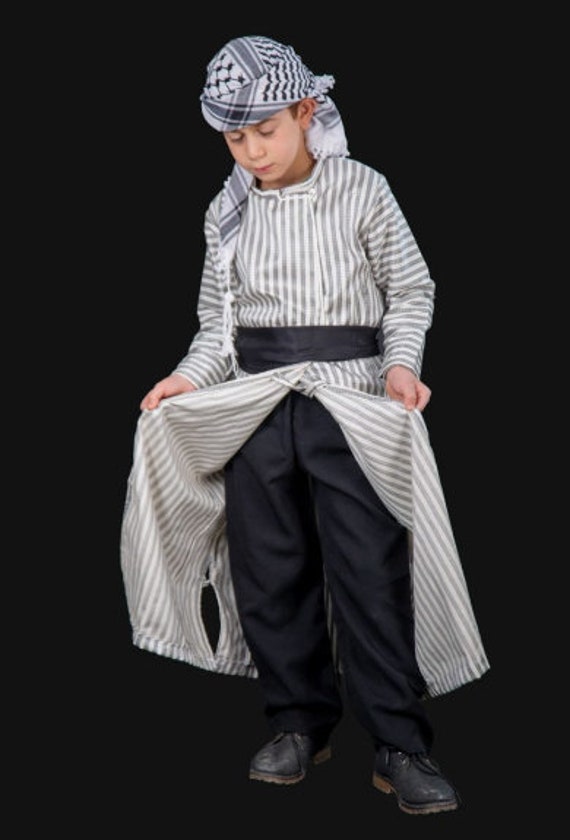 Traditional kids clothes 2025