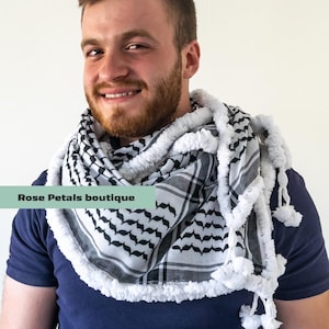 Royal design handmade  Palestine Shemagh /Arabic scarf /head dress/ Ghutra white see picturesشماغ مهدب