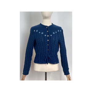 Blue Geyer Classic Floral Embroidered Knitted Traditional Vintage Austrian Folk Dirndl Cropped Cardigan