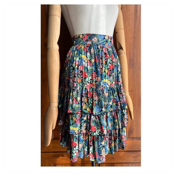 Tiered Colorful Floral Patterned Vintage Midi Skirt