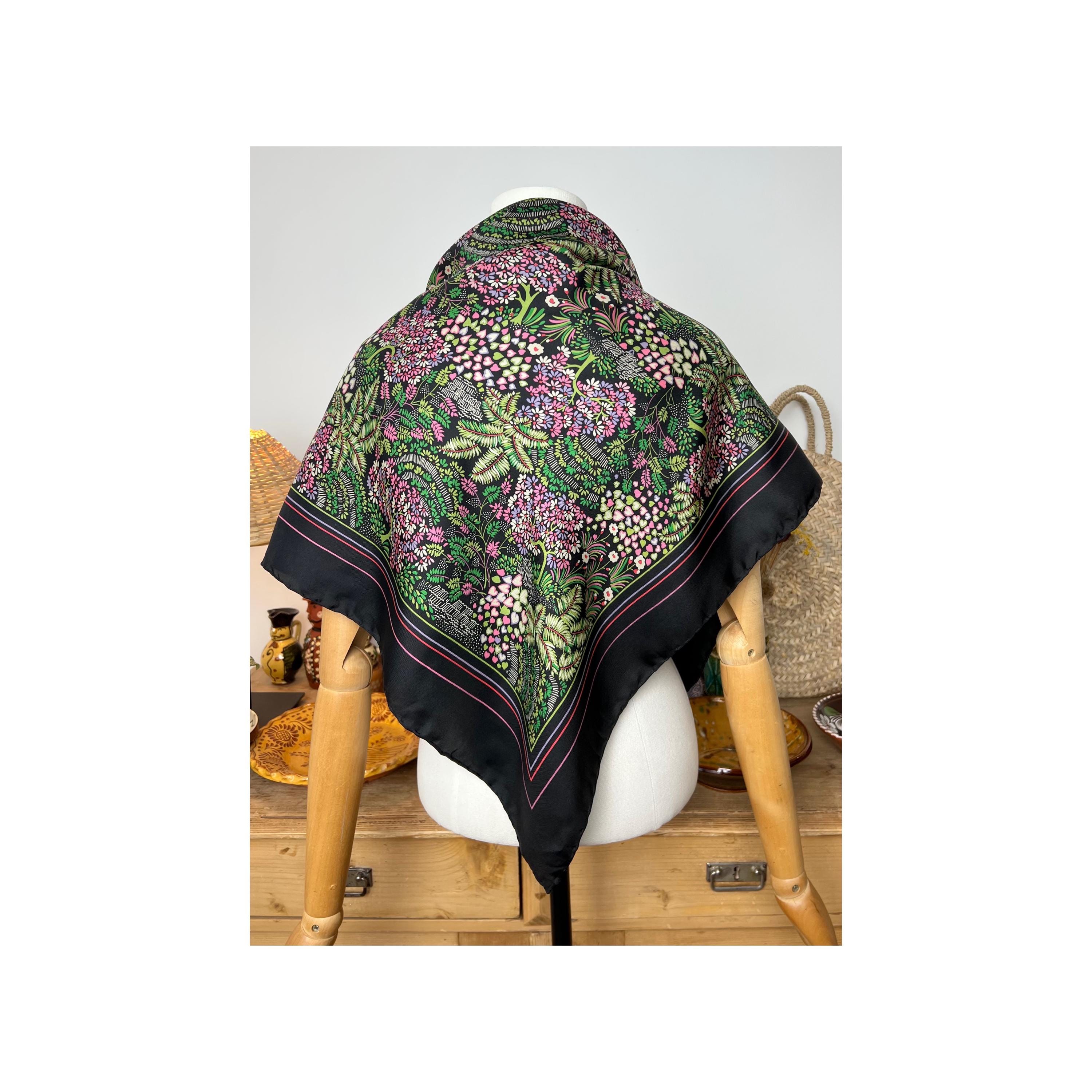 Foulard/Carré/Shawl★LANCEL soie 100%★hand rolled-49g★Silk SCARF schal