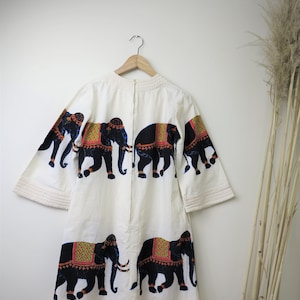 Funky african animal patterned top by Jeffry Collection 80s 90s