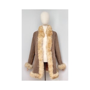 Penny Lane Vintage 70s Soft Sheepskin Shearling Warm Winter Boho Hippie Coat