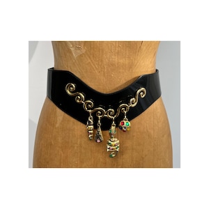 Snake and Shell Bijoux Buckle Vintage 80s Faux Leather Belt