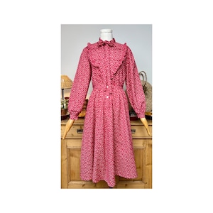 Vintage Laura Ashley Floral Patterned Puff Sleeved Ruffled Cotton Dress / Feminine Cottagecore Dress