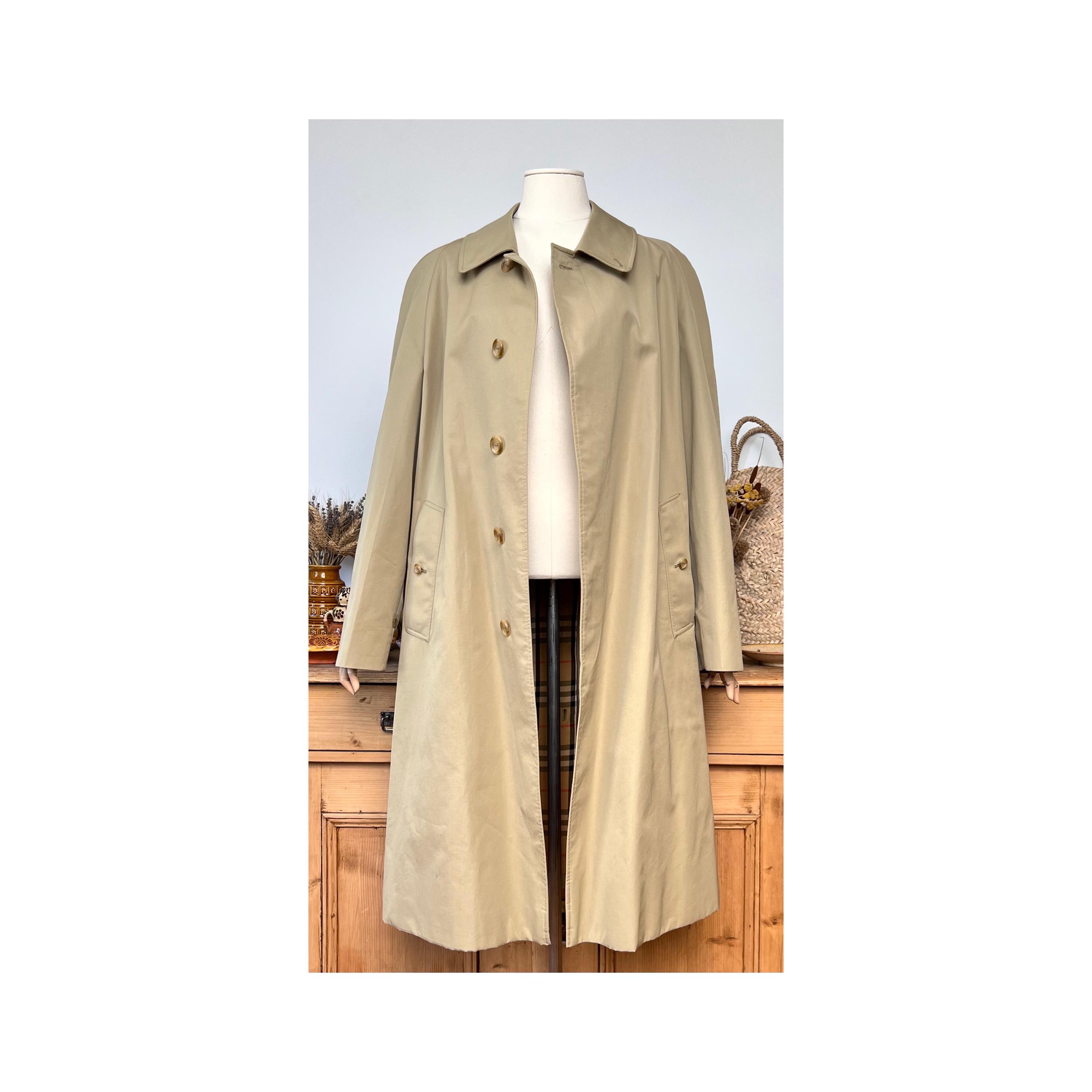 ジャケット・アウター vintage Burberrys trench coat Timeless and sophisticated 1980-1990s women's vintage