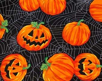 HERITAGE LACE ORANGE AND BLACK HALLOWEEN SPIDER/SKULL/PUMPKIN TOPPER/CLOTH #A37 HERITAGE LACE ORANGE AND BLACK HALLOWEEN SPIDER/SKULL/PUMPKIN TOPPER/CLOTH #A37