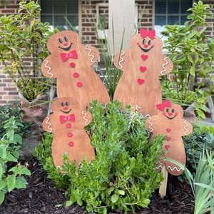 Gingerbread Boy and Girl Yard Art Stake S image 1