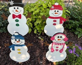 Hand Painted Wooden Snowman & Snowwoman Yard Art – Holiday Winter Outdoor Decor
