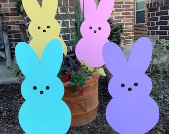 Pastel Colored Spring and Bunny Rabbit Yard Art Peep Set on Wooden Stake