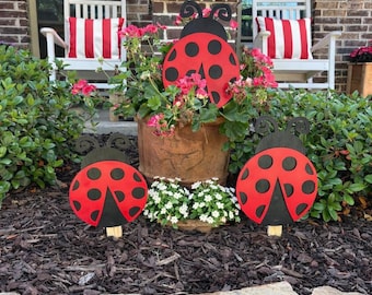 3-Piece Laser Cut Wooden Ladybug Garden Set Yard Art for Flowerbeds, Pots & Patios