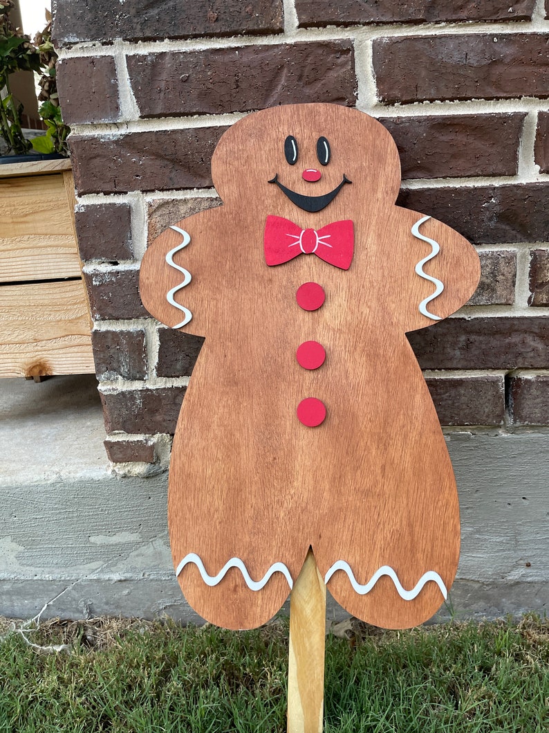 Gingerbread Boy and Girl Yard Art Stake S image 3