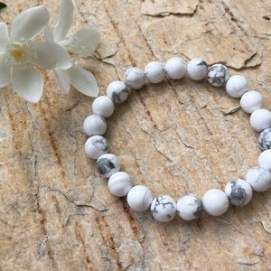 Genuine Howlite AAA Grade Bracelet | Gemstone | Calming | Knowledge|  Emotional Healing | Restful Sleep | Mediation | Chakra Healing