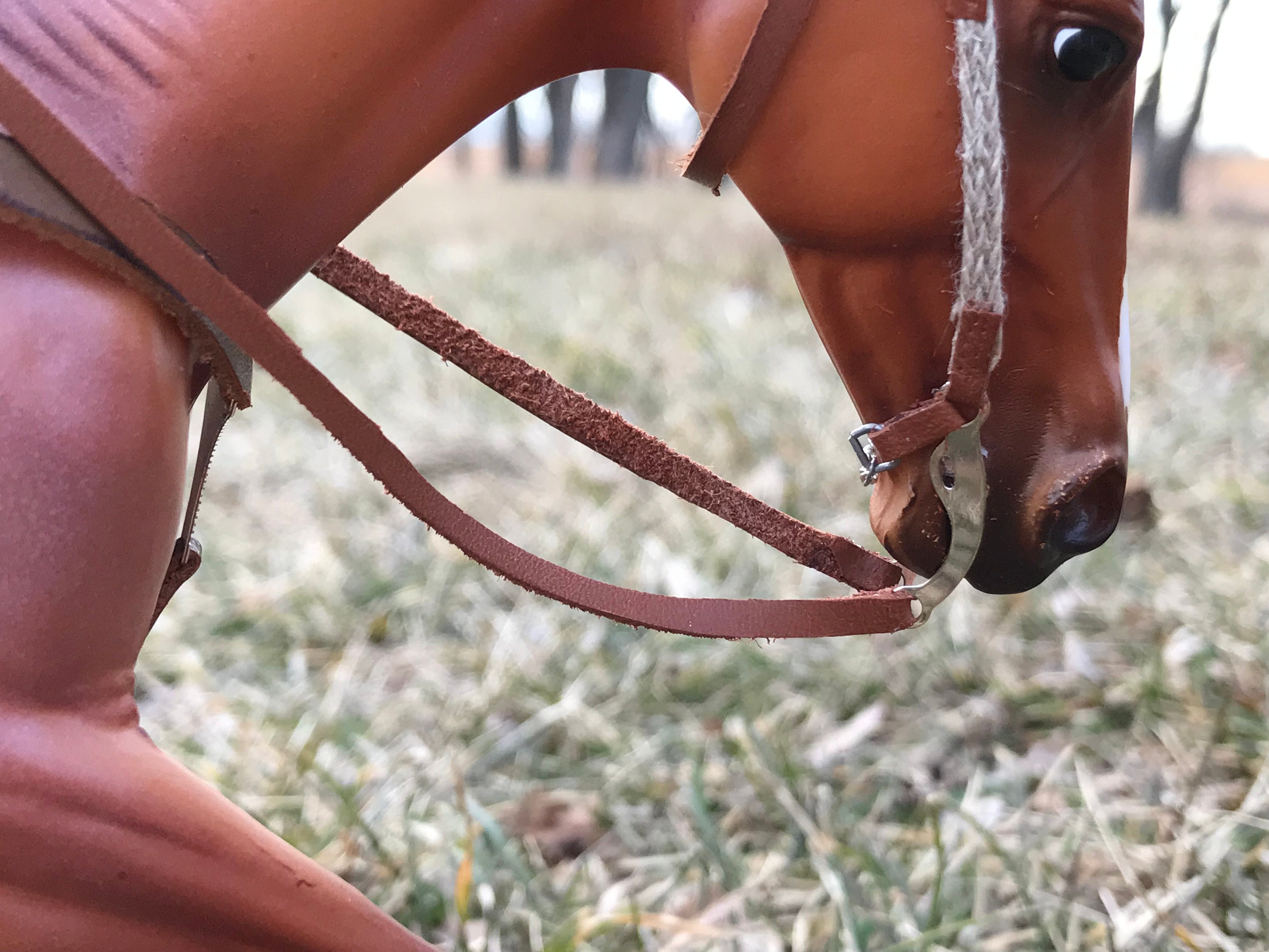 Western One Ear Bridle for Breyer 19 Scale Model Horses With Throat