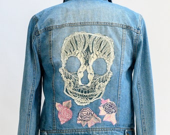 Vintage denim jacket with hand embellished skull and repurposed rose flowers from India. One-of-a-kind jacket, rock and roll, steampunk