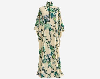 1970s Maxi Caftan Dress with Full Sweep | Tropical Green and Beige Print | Size Large to Extra-large